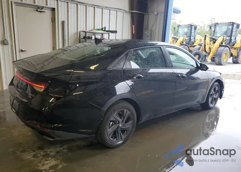 2023 Hyundai Elantra Blue z USA, uszkodzony, nr VIN KMHLM4AJ6PU042249